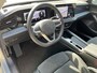 Volkswagen Passat Variant 1.5 eHybrid 204PK Business / Zwenkbare Trekhaak / Stuur + Stoelverwarming / Achteruitrijcamera / Head-Up Display / LED P4