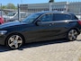 BMW 1-Serie 118i Business AUTOMAAT 5 DEURS! Navi l Airco ECC l Stoelverwarming l PDC l TREKHAAK! Zeer mooi!