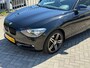BMW 1-Serie 118i Business AUTOMAAT 5 DEURS! Navi l Airco ECC l Stoelverwarming l PDC l TREKHAAK! Zeer mooi!