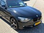 BMW 1-Serie 118i Business AUTOMAAT 5 DEURS! Navi l Airco ECC l Stoelverwarming l PDC l TREKHAAK! Zeer mooi!