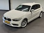 BMW 1-Serie 118i Corporate Lease Executive (CRUISE, NAVI, STOELVERWARMIING, PARKEERSENSOREN, GOED ONDERHOUDEN)