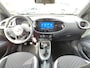 Toyota Aygo X PULSE BI-TONE LED APPLE/ANDROID CLIMA CAMERA 17'' LM-VELGEN PRIVACY GLASS AD-CRUISE NL-AUTO 1E-EIGENAAR