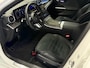 Mercedes-Benz C-klasse 180 AMG LINE Panoramadak / Carplay / Burmester / Night Package / Camera