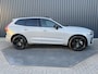Volvo XC60 2.0 T6 Plug-in hybrid AWD Plus Black Edition | Harman/ Kardon | 360 Camera | Blind Spot | Panodak | Trekhaak wegkl. | Prijs Rijklaar!!