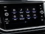 Volkswagen T-Roc 1.5 TSI 150pk DSG R-Line · Panoramadak · Camera · Navigatie · Stoelverwarming · 18'' Inch ·