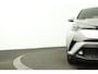 Toyota C-HR / C-HR+ 1.8 Hybrid Premium | Stoelverwarming | Camera | Adaptieve Cruise Control | Lichtmetalen Velgen | Parkeersensoren |