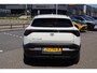 Toyota Urban Cruiser EXECUTIVE 61KWH PANODAK JBL-AUDIO 360°CAMERA 19"LM-VELGEN LED-PRISMA STOEL/STUURVERWARMING DIRECT LEVERBAAR!