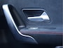 Mercedes-Benz A-klasse 180 AMG Line Automaat Stoelverwarming | 18" | CarPlay | Camera | Sportstoelen