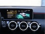 Mercedes-Benz A-klasse 180 AMG Line Automaat Stoelverwarming | 18" | CarPlay | Camera | Sportstoelen