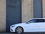 Mercedes-Benz A-klasse 180 AMG Line Automaat Stoelverwarming | 18" | CarPlay | Camera | Sportstoelen