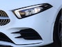 Mercedes-Benz A-klasse 180 AMG Line Automaat Stoelverwarming | 18" | CarPlay | Camera | Sportstoelen