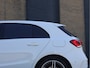 Mercedes-Benz A-klasse 180 AMG Line Automaat Stoelverwarming | 18" | CarPlay | Camera | Sportstoelen