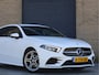 Mercedes-Benz A-klasse 180 AMG Line Automaat Stoelverwarming | 18" | CarPlay | Camera | Sportstoelen