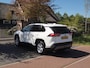 Toyota RAV4 2.5 Hybrid AWD Active | Camera | Trekhaak 1650 trek gewicht | Apple Carplay | Navi | Cruise Control | NL-Auto |