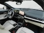 BMW IX2 eDrive20 - M-Sport Pro - M Compound Rem - Trekhaak - Memoryzetel - Head-up