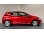 Renault Clio 1.0 TCe Intens | NL-AUTO | DEALER OND. | CARPLAY | PARKEERSEN. |