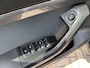 SEAT Ateca 1.0 EcoTSI Style Business Intense / PARKEER SENSOREN V+A/ CAMERA/ CRUISE CONTROL/ ELEK. ACHTERKLEP/ BLUETOOTH/ CLIMA/ DAB/ NAVI/ 17'' LMV