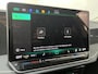 Volkswagen Passat Variant 1.5 eHybrid Business / AUTOMAAT/ TREKHAAK/ ACC/ PARK.SENSOREN V+A/ CAMERA/ STUUR+STOELVERWARM./ MASSAGE/ DODEHOEK/ HEAD-UP/ APP-CONNECT/ DIGITAL DASH/ DAB/ NAVI/ CLIMA/ LED/ 17'' LMV