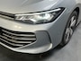 Volkswagen Passat Variant 1.5 eHybrid Business / AUTOMAAT/ TREKHAAK/ ACC/ PARK.SENSOREN V+A/ CAMERA/ STUUR+STOELVERWARM./ MASSAGE/ DODEHOEK/ HEAD-UP/ APP-CONNECT/ DIGITAL DASH/ DAB/ NAVI/ CLIMA/ LED/ 17'' LMV