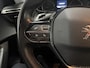 Peugeot 2008 1.2 PureTech Active Pack AUTOMAAT AIRCO CRUISE CONTROLE LM VELGEN HOGE INSTAP APPLE CARPLAY ANDROID AUTO DEALER ONDERHOUDEN 12 MAANDEN GARANTIE ZEER MOOIE AUTO