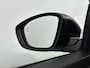 Peugeot 2008 SUV 1.2 145 pk Hybrid Allure | TOT 8 JAAR GARANTIE | Navigatie | 360 Camera | Adaptieve Cruise Control | 17"LMV | Dodehoekdetectie | CarPlay