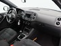 Volkswagen Tiguan 1.4 TSi R-Line Edition 125 Pk | Panoramadak | Trekhaak | Camera | Cruise Control | Climatronic | Navigatie | 18 Inch
