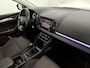 Skoda Karoq 1.0 TSI Business Edition Panoramadak, Camera, Navi, Keyless start, Cruise control, A start stop, Sfeerverlichting