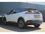 Peugeot e-2008 EV GT 54 kWh | Incl. 12 maanden garantie | SOH 97% | Warmtepomp | Achteruitrijcamera | Parkeersensoren | Apple carplay/Android auto | Cruise control | Climate control | Navigatie | Airco | Lichtmetalen velgen