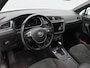 Volkswagen Tiguan 1.5 TSi 150 Pk Automaat Highline Business R | Trekhaak | Panoramadak | Stoelverwarming | Adaptive Cruise | Camera | CarPlay | Navigatie | 19 Inch