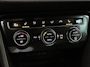 Volkswagen Tiguan 1.5 TSi 150 Pk Automaat Highline Business R | Trekhaak | Panoramadak | Stoelverwarming | Adaptive Cruise | Camera | CarPlay | Navigatie | 19 Inch