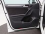 Volkswagen Tiguan 1.5 TSi 150 Pk Automaat Highline Business R | Trekhaak | Panoramadak | Stoelverwarming | Adaptive Cruise | Camera | CarPlay | Navigatie | 19 Inch