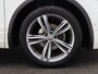 Volkswagen Tiguan 1.5 TSi 150 Pk Automaat Highline Business R | Trekhaak | Panoramadak | Stoelverwarming | Adaptive Cruise | Camera | CarPlay | Navigatie | 19 Inch