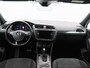 Volkswagen Tiguan 1.5 TSi 150 Pk Automaat Highline Business R | Trekhaak | Panoramadak | Stoelverwarming | Adaptive Cruise | Camera | CarPlay | Navigatie | 19 Inch