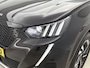 Peugeot e-2008 SUV EV GT 50 kWh 136pk | Accu SOH 96,3% | Navigatie | Achteruitrijcamera | Full Led koplampen | 3D Cockpit | Climate Control | Cruise Control | Dodehoeksensor | Half Lederen sportstoelen | Parkeersensoren v+a | Keyless | Apple Carplay / Android Auto | DAB+ radio | Donker getint glas | RMC trekhaak | 17" lichtmetalen velgen |