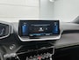 Peugeot e-2008 SUV EV GT 50 kWh 136pk | Accu SOH 96,3% | Navigatie | Achteruitrijcamera | Full Led koplampen | 3D Cockpit | Climate Control | Cruise Control | Dodehoeksensor | Half Lederen sportstoelen | Parkeersensoren v+a | Keyless | Apple Carplay / Android Auto | DAB+ radio | Donker getint glas | RMC trekhaak | 17" lichtmetalen velgen |