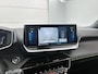 Peugeot e-2008 SUV EV GT 50 kWh 136pk | Accu SOH 96,3% | Navigatie | Achteruitrijcamera | Full Led koplampen | 3D Cockpit | Climate Control | Cruise Control | Dodehoeksensor | Half Lederen sportstoelen | Parkeersensoren v+a | Keyless | Apple Carplay / Android Auto | DAB+ radio | Donker getint glas | RMC trekhaak | 17" lichtmetalen velgen |