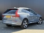 Volvo XC60 2.0 T6 Plug-in hybrid AWD Plus Bright Panorama dak / Adaptieve Cruise Control / BLIS / Leer / 360 camera / Stoelverw. v+a en stuur / Extra getint glas