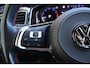 Volkswagen T-Roc 1.5 TSI 150pk DSG Sport Business R-line | Trekhaak | Camera | Elektr. Achterklep | Navigatie | PDC