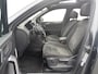 Volkswagen Tiguan Allspace 1.5 TSI Highline Business R 7p. | Automaat | Schuif-Kantel Dak | Digital Dashboard | Camera | Stoelverwarming | Climate Control | Cruise Control | Apple Carplay/Android Auto | DAB | Navigatie | Parkeersensoren