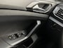 Volkswagen T-Cross 1.0 TSI Style / Digitale Cockpit / LED / P4