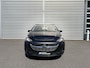 Opel Corsa 1.4 90pk Favourite | Apple carplay | Parkeersensoren achter | Navigatiesysteem | Start & Stop systeem | Cruise control | Metallic lak | Trekhaak afneembaar |