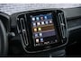 Volvo XC40 Recharge Core 70 kWh | Cruise Control | Parkeercamera | Navigatie | Stoel-/Stuurverwarming | Warmtepomp | Uitschuifbare Beensteunen |