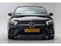 Mercedes-Benz A-klasse 180 AMG Premium Plus [ Sfeerverlichting Widescreen Stoelverwarming ]