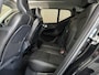 Volvo XC40 1.5 T3 Momentum 163 PK / Panorama dak / Navigatie full map / Lederen interieur / Cruise control / Climate control