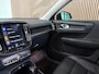 Volvo XC40 1.5 T3 Momentum 163 PK / Panorama dak / Navigatie full map / Lederen interieur / Cruise control / Climate control