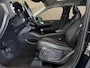 Volvo XC40 1.5 T3 Momentum 163 PK / Panorama dak / Navigatie full map / Lederen interieur / Cruise control / Climate control