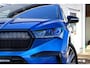 Skoda Enyaq iV 80 Sportline // Trekhaak | Race Blue | Warmtepomp | 94% SoH | Sfeerverlichting | Camera | Matrix LED