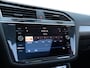 Volkswagen Tiguan 1.5 TSI ACT Highline Business R | Panoramadak | Stoelverwarming | App-Connect |