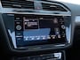 Volkswagen Tiguan 1.5 TSI ACT Highline Business R | Panoramadak | Stoelverwarming | App-Connect |