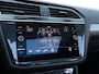 Volkswagen Tiguan 1.5 TSI ACT Highline Business R | Panoramadak | Stoelverwarming | App-Connect |